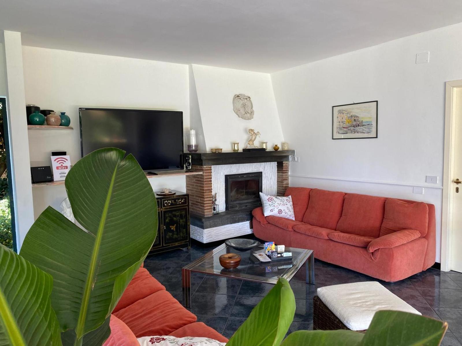 Versilia - Pietrasanta - Le Colmate Guesthouse Tonfano Zewnętrze zdjęcie